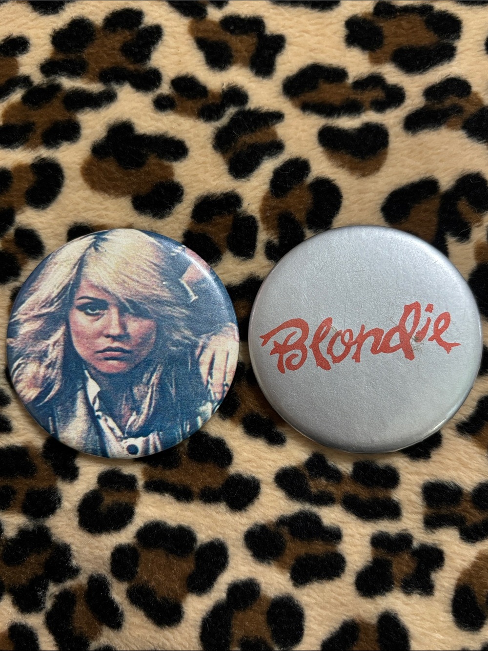 BLONDIE DEBBIE HARRY 🎸 Vintage Band Pinback Button 70s Music New Wave Punk Rock
